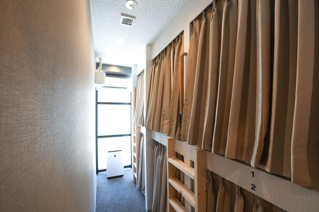 Mash Cafe&Bed Akihabara Vandrehjem Tokyo Eksteriør billede